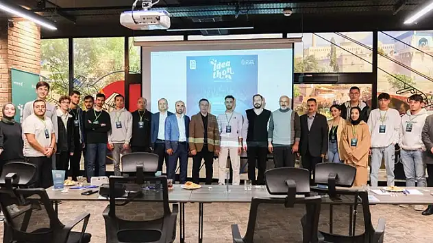 Selçuk Üniversitesi 'Yaşam Kapsülü' projesiyle birincilik ödülü aldı
