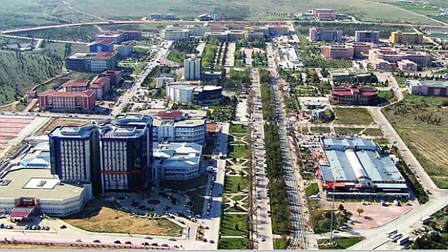 Selçuk Üniversitesinden 'yabancı dil hamlesi'