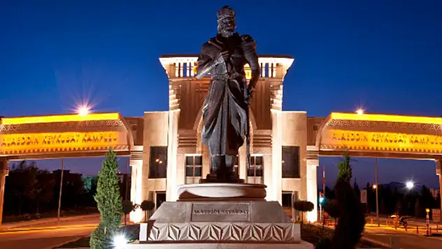 Selçuk Üniversitesi'ni yeni kazanan öğrenciler dikkat