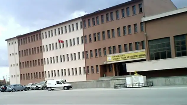 Selçuklu Atatürk Mesleki ve Teknik Anadolu Lisesinden önemli başarı