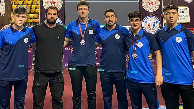 Selçuklu Belediye 5 madalya ile döndü