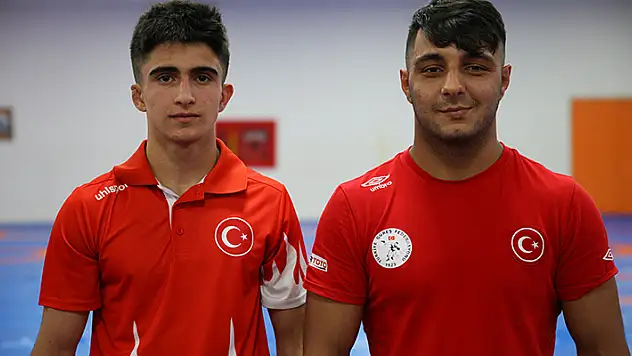 Selçuklu Belediye'de milli sevinç