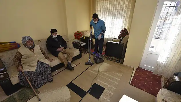 Selçuklu Belediyesi evde yaşlı bakım hizmetine devam ediyor
