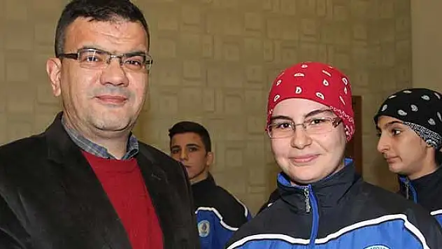Selçuklu Belediyesi'nden başarılı sporculara ödül