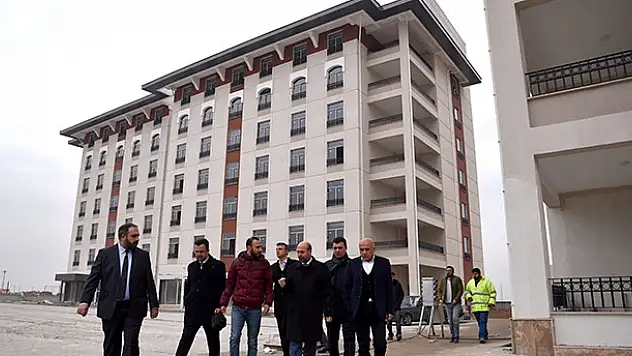 Selçuklu Belediyesi'nden üniversite öğrencilerine yurt müjdesi