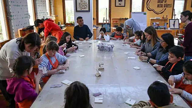 Selçuklu Belediyesi Sanat ve Tasarım Atölyesi, uluslararası öğrencileri ağırladı