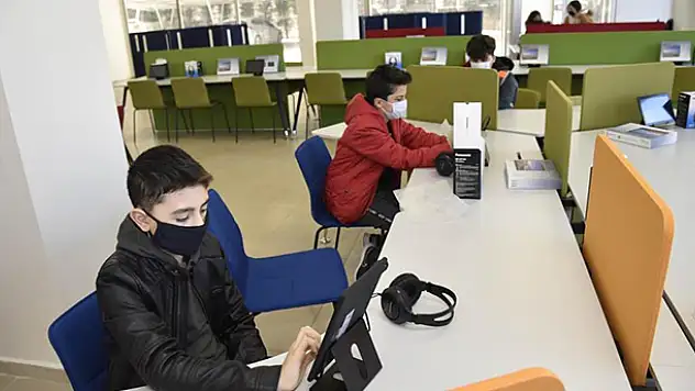 Selçuklu Belediyesi uzaktan eğitim merkezleri hizmete başladı