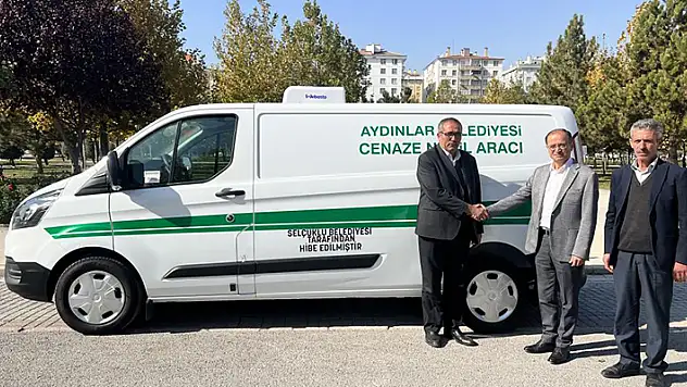 Selçuklu Belediyesinden Aydınlar Belediyesine cenaze nakil aracı desteği
