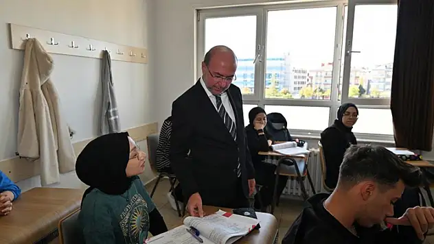 Selçuklu Belediyesinden lise öğrencilerine, 500 Tl eğitim desteği 