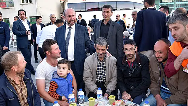 Selçuklu Belediyesinden Tepekent ve Başarakavak'ta iftar