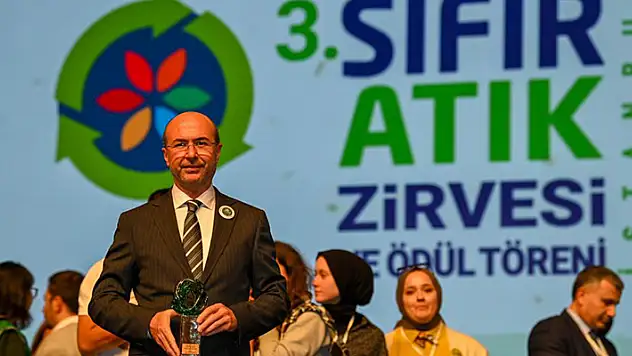 Selçuklu Belediyesinin 'Atık Kumbaram' projesine ödül
