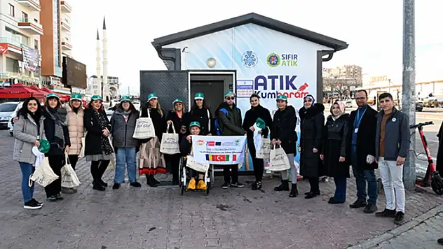 Selçuklu Belediyesinin 'Atık Kumbaram' projesi beğeni toplamaya devam ediyor