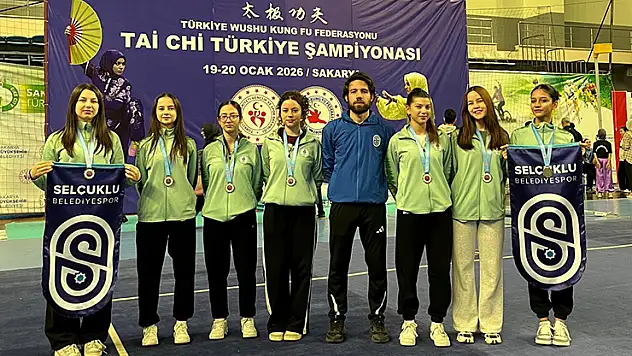Selçuklu Belediyespor, Sakarya'da madalyaları topladı