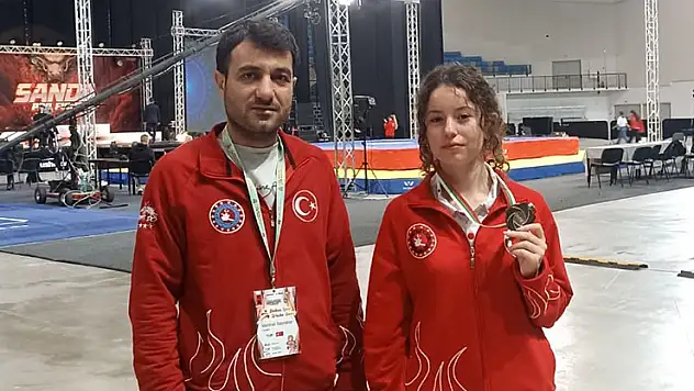 Selçuklu Belediyesporlu İlayda Yılmaz, Balkan şampiyonu