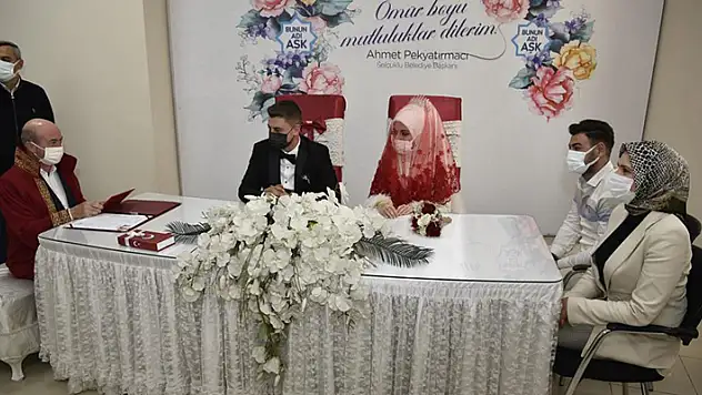Selçuklu'da 2021 yılında 4 bin 693 çift evlendi
