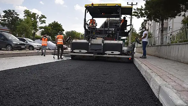 Selçuklu'da 72 mahallede asfalt çalışması sürüyor
