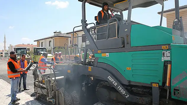 Selçuklu'da asfalt çalışmaları başladı
