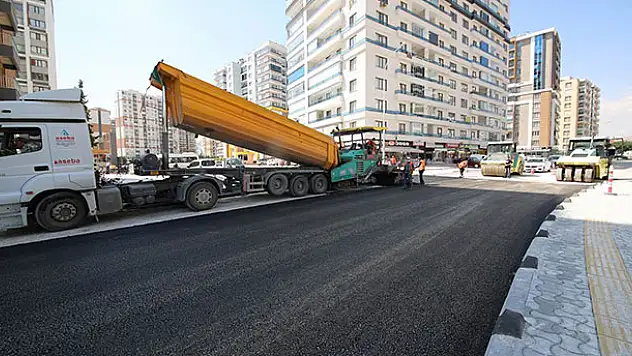 Selçuklu'da asfalt çalışmaları tüm hızıyla sürüyor