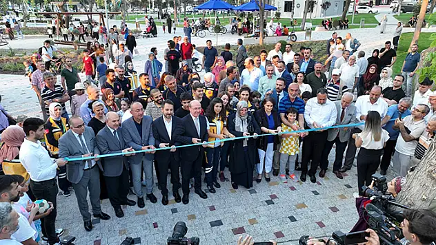 Selçuklu'da, Cem Sultan Parkı, 112 Acil Sağlık Hizmetleri İstasyonu ve Nefes Kafe açıldı