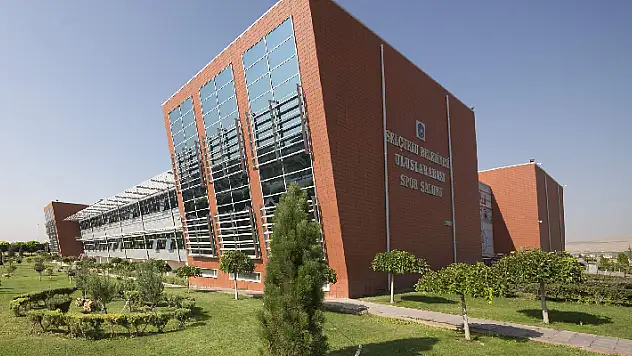 Selçuklu'da Dart Turnuvası
