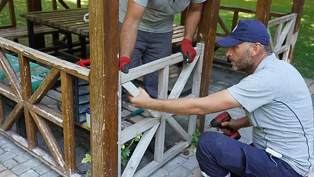Selçuklu'da park bakım çalışmaları devam ediyor
