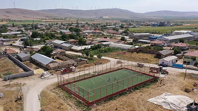 Selçuklu'da suni çim saha sayısı 99'a yükseliyor