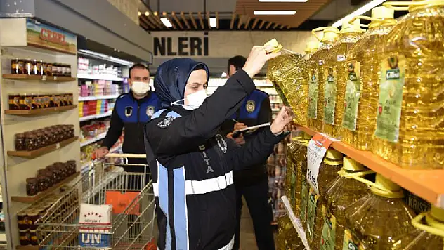 Selçuklu'da zabıta ekiplerinden fiyat denetimi
