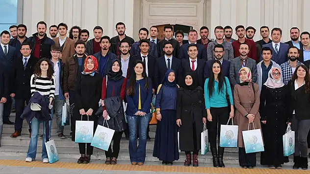 Selçuklu Gençlik Meclisi'nin yeni başkanı Muharrem Karakuş oldu