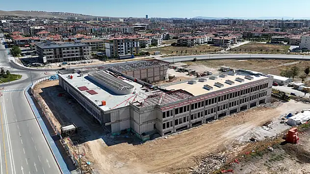 Selçuklu Güzel Sanatlar Lisesinin yapımı sürüyor