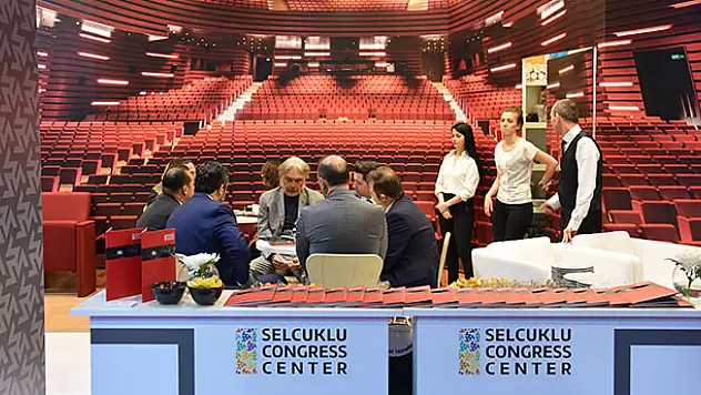 Selçuklu Kongre Merkezi Konya'nın tanıtımına fayda sağlıyor