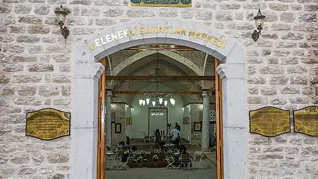 Selçuklu Medresesi'nde 'Osmanlıca' öğreniyorlar