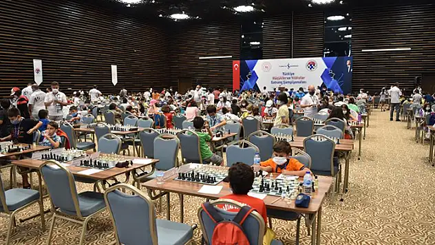 Selçuklu satrancın merkezi oldu
