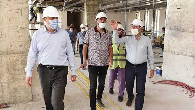 Selçuklu Şehir Kütüphanesi'nde çalışmalar devam ediyor
