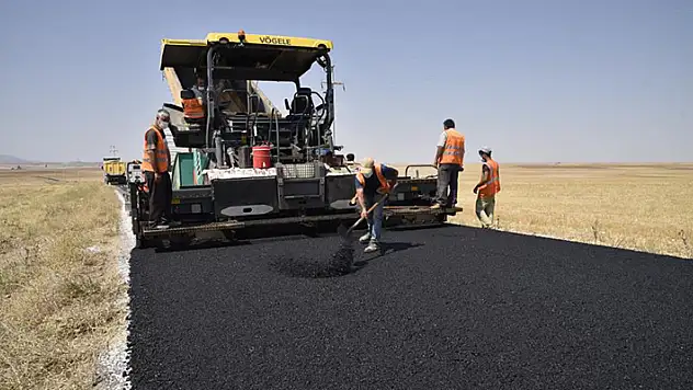 Selçuklu'da dış mahallelerde sıcak asfalt seferberliği
