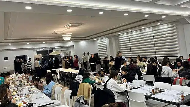 Selçuklu'da gönül sofraları çocuklar için kuruldu
