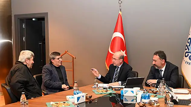 Selçuklu'da mahalle muhtarlarıyla istişareler devam ediyor
