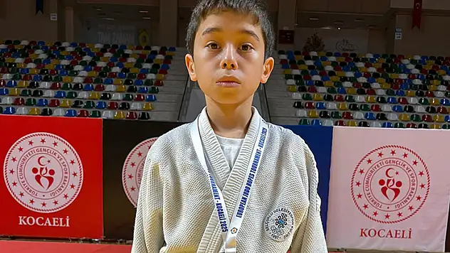 SELÇUKLU'DAN 2 ÜÇÜNCÜLÜK 