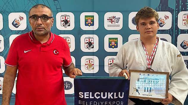 Selçuklulu judocu, Batum'dan bronzla döndü