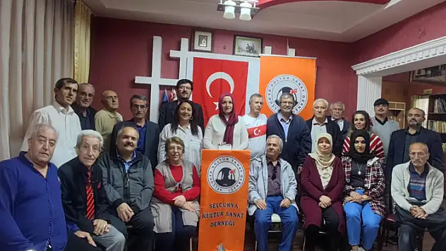 Selçukya'da Cumhuriyet'in 100. yılı kutlandı 