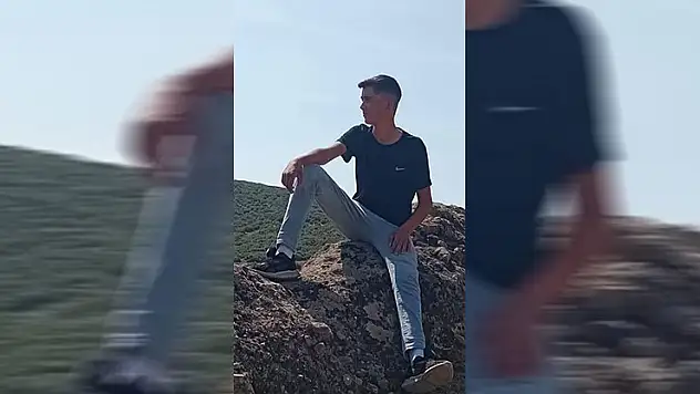 Selendi'de traktör devrildi: 1 ölü