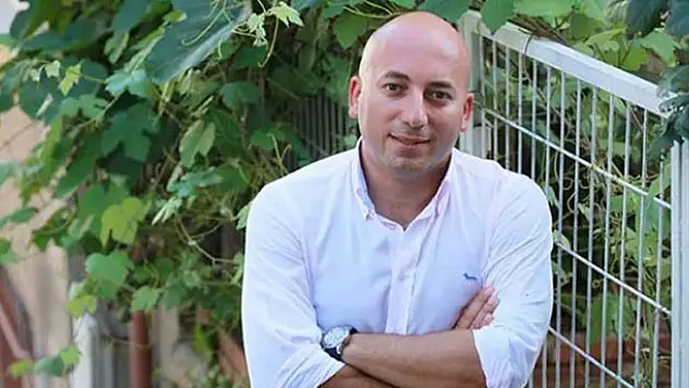 Selim Yuhay ihaneti boşandıktan sonra öğrendi