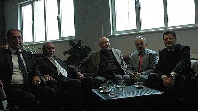 Şenol Yeni Meram'ı ziyaret etti