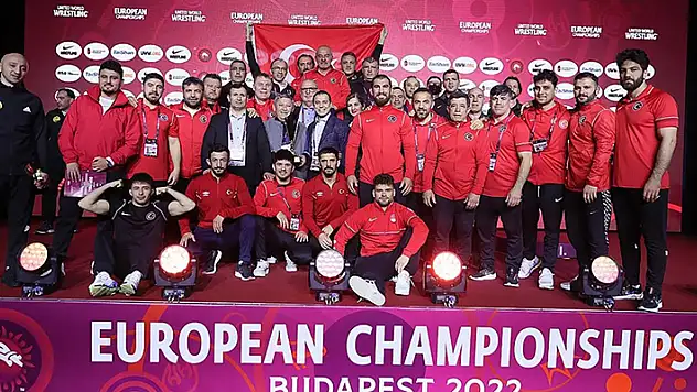 Serbest Güreş Milli Takımı, Avrupa ikincisi oldu
