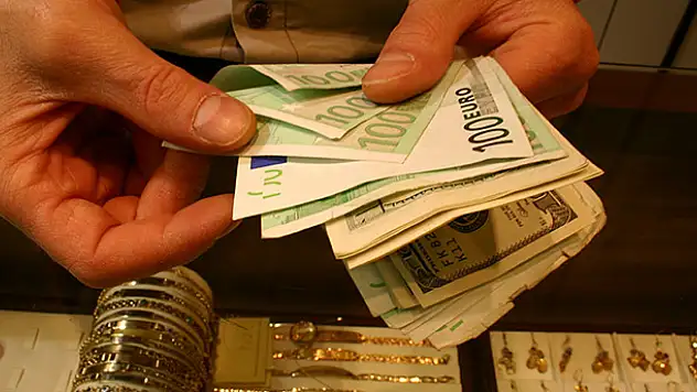 Serbest piyasada döviz açılış fiyatları - 10 Mayıs Döviz fiyatları