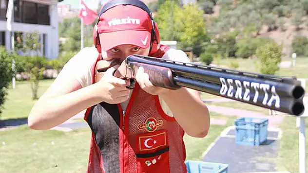 Serdağ, Birleşik Arap Emirlikleri'nde atacak