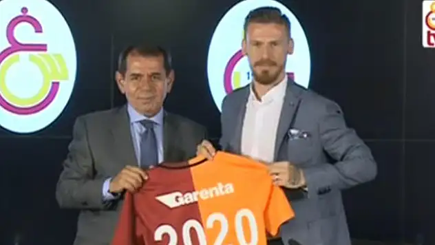 Serdar Aziz resmen Galatasaray'da