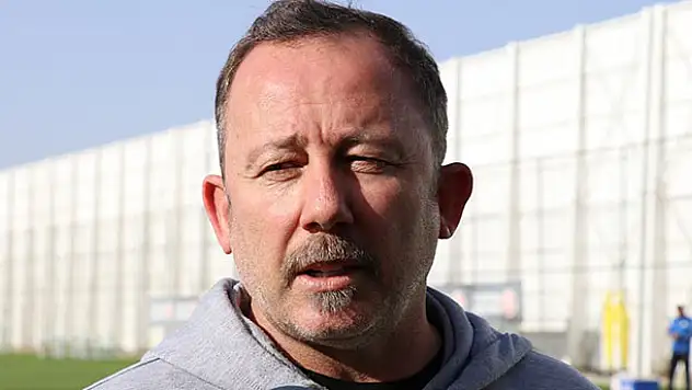 Sergen Yalçın'dan Eto'o'ya destek
