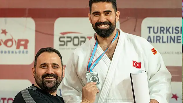 Serkan Aydoğan Türkiye ikincisi