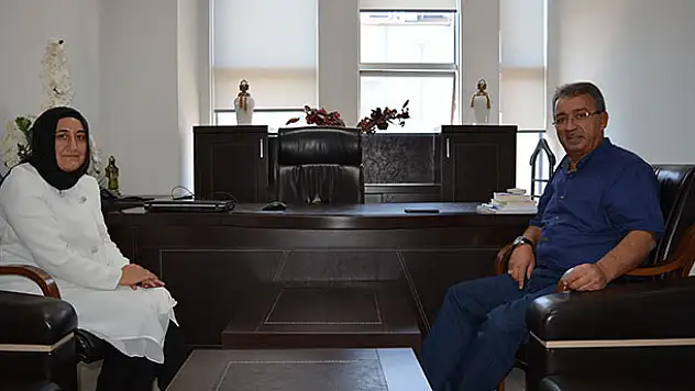 Serpil Yakut'tan Hançerli'yi ziyaret
