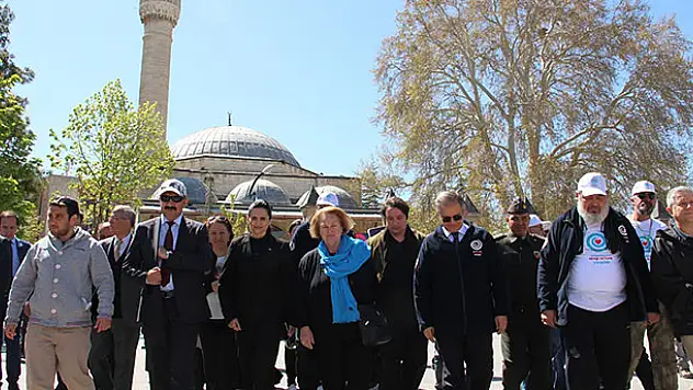 Sevgi ve Barış Yürüyüşü Karaman'dan başladı